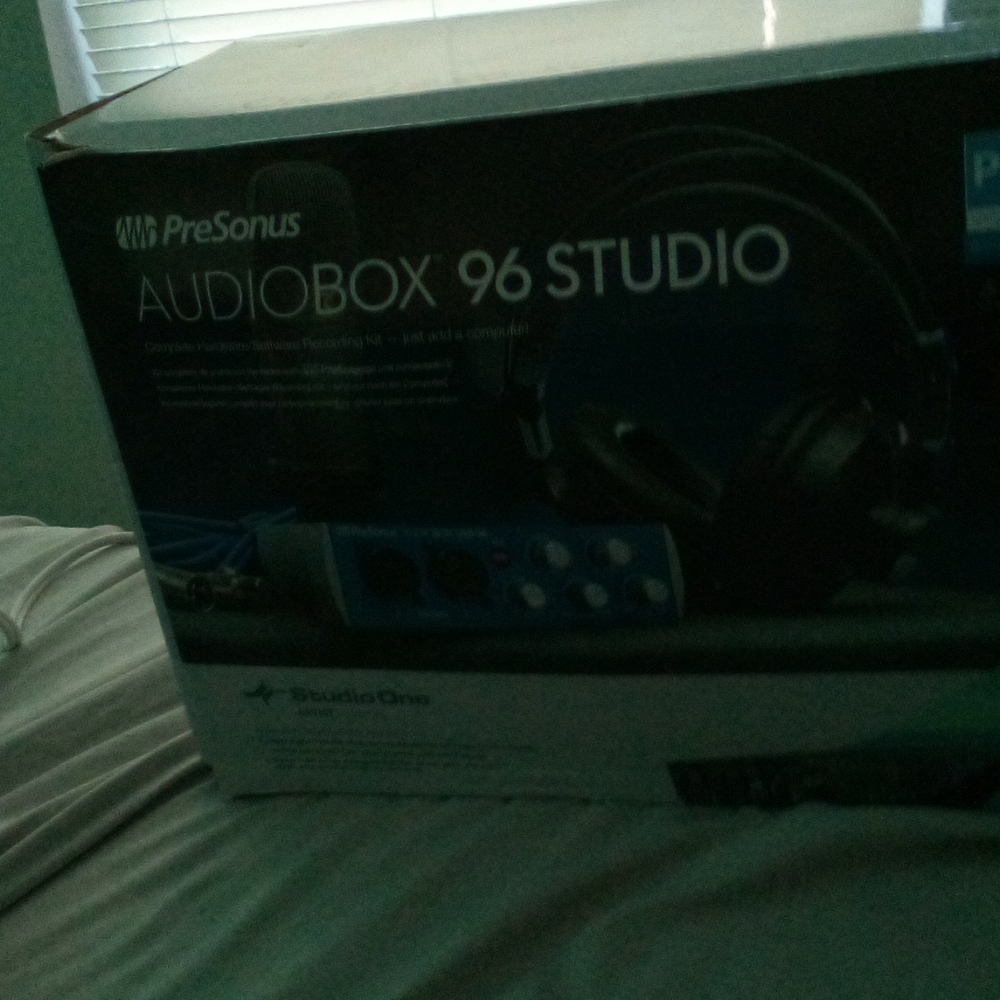 AudioBox 96 studio equipment